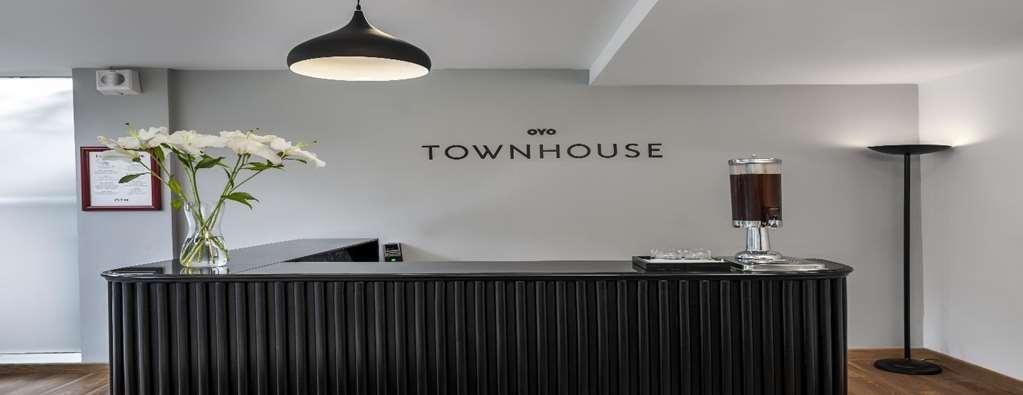 Oyo Townhouse 028 Corporate Suite Нойда Інтер'єр фото
