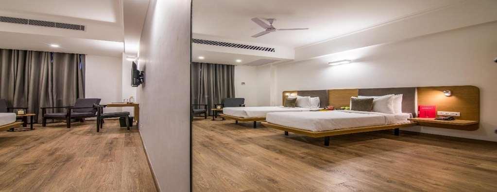 Oyo Townhouse 028 Corporate Suite Нойда Номер фото